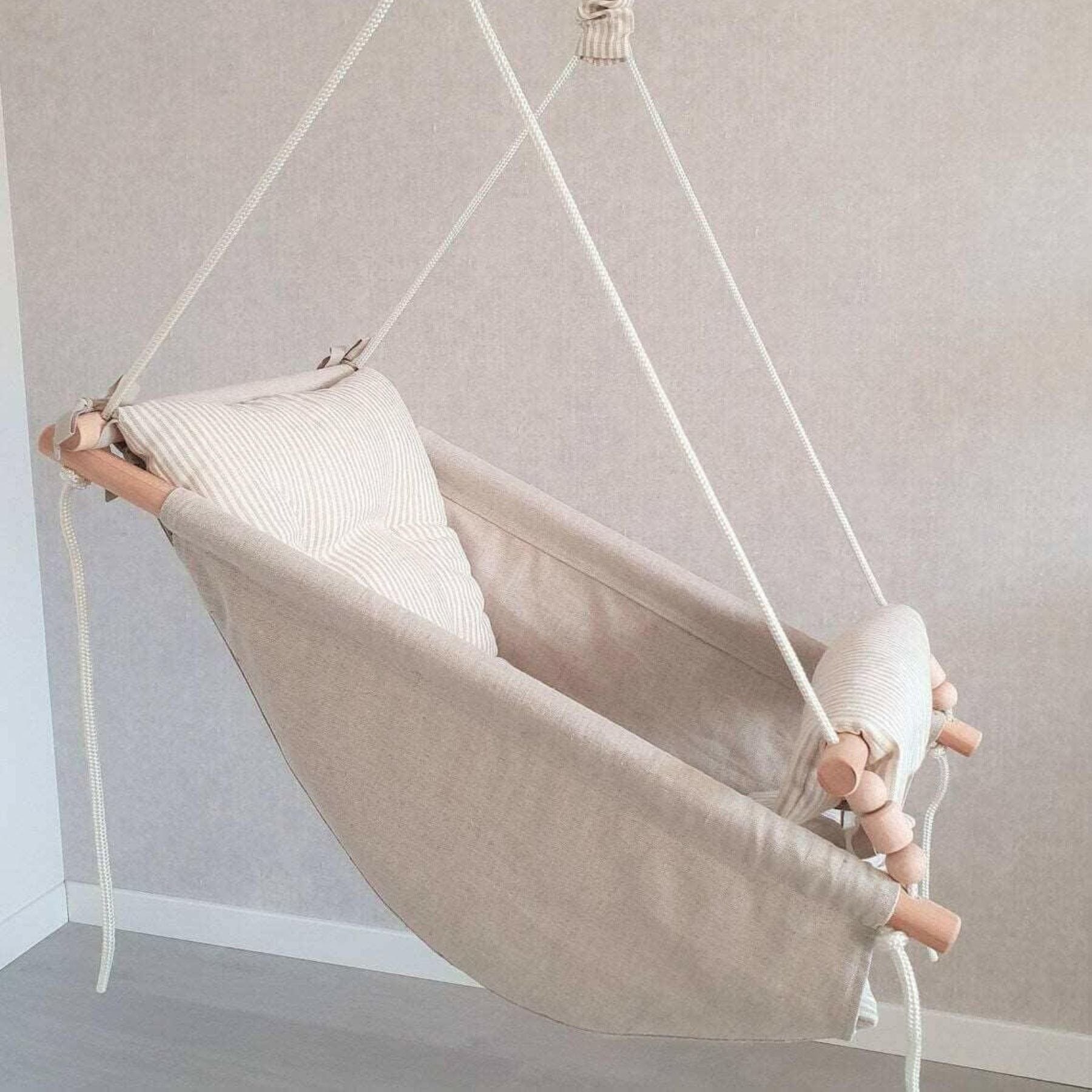 Babyschaukel Babyliegeschaukel Leinenstoff Beige gestreift