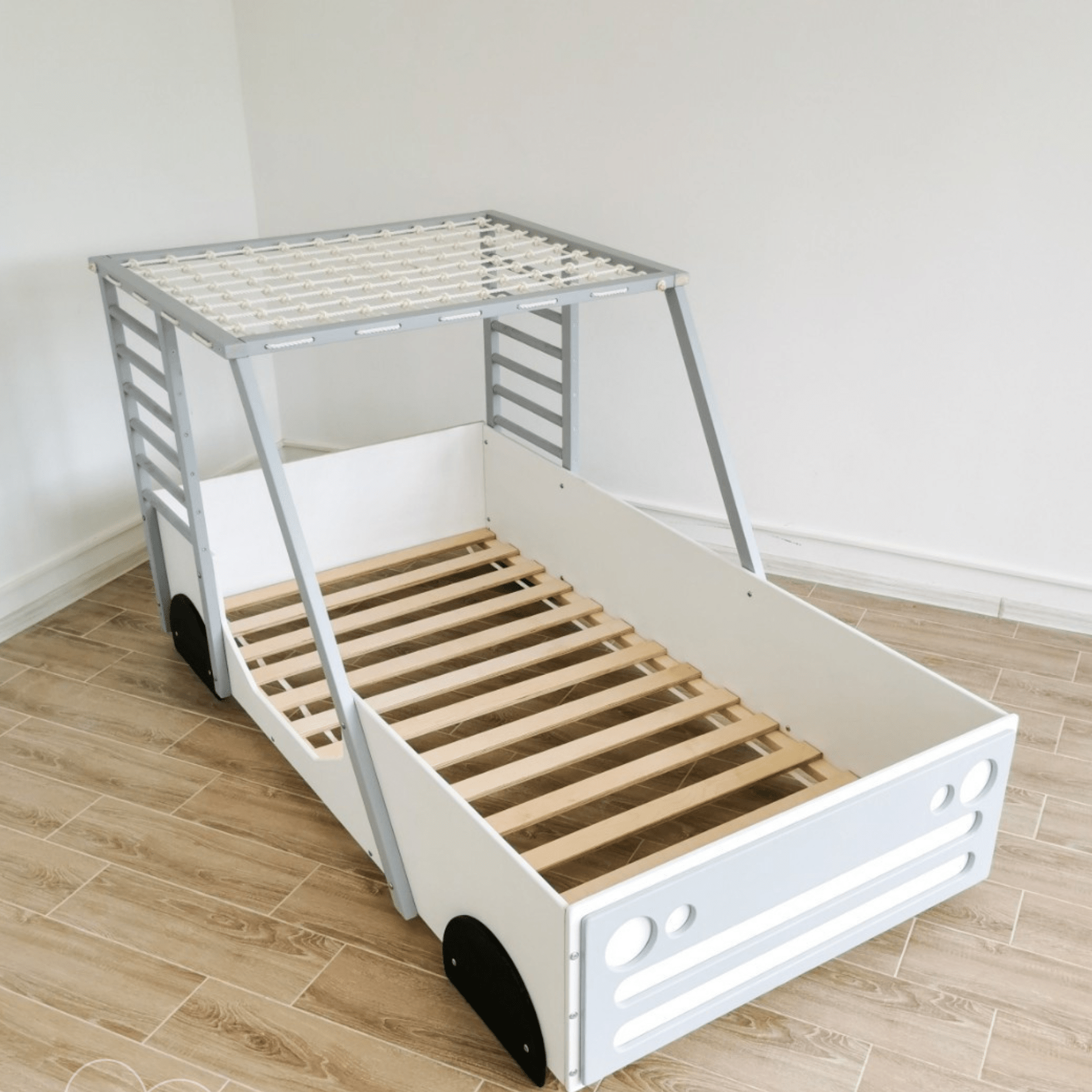 Bodenbett Montessori Kinder Autobett Klettergerüst - LeoBabys