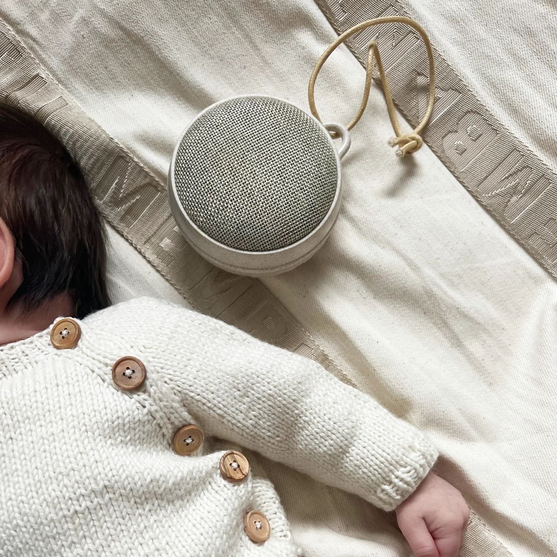 Bluetooth Lautsprecher White Noise Echo mit 10 Klängen