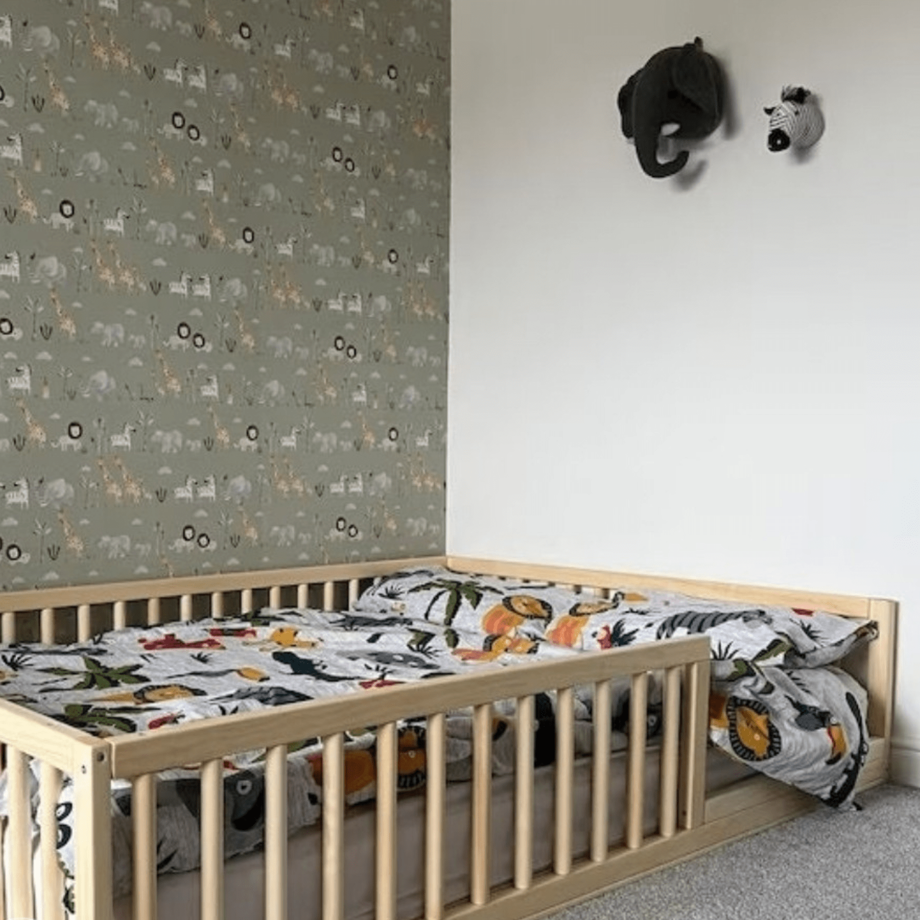 Bodenbett Kinderbett Babybett Gitterbett - Kleinkindgeländer rund - LeoBabys