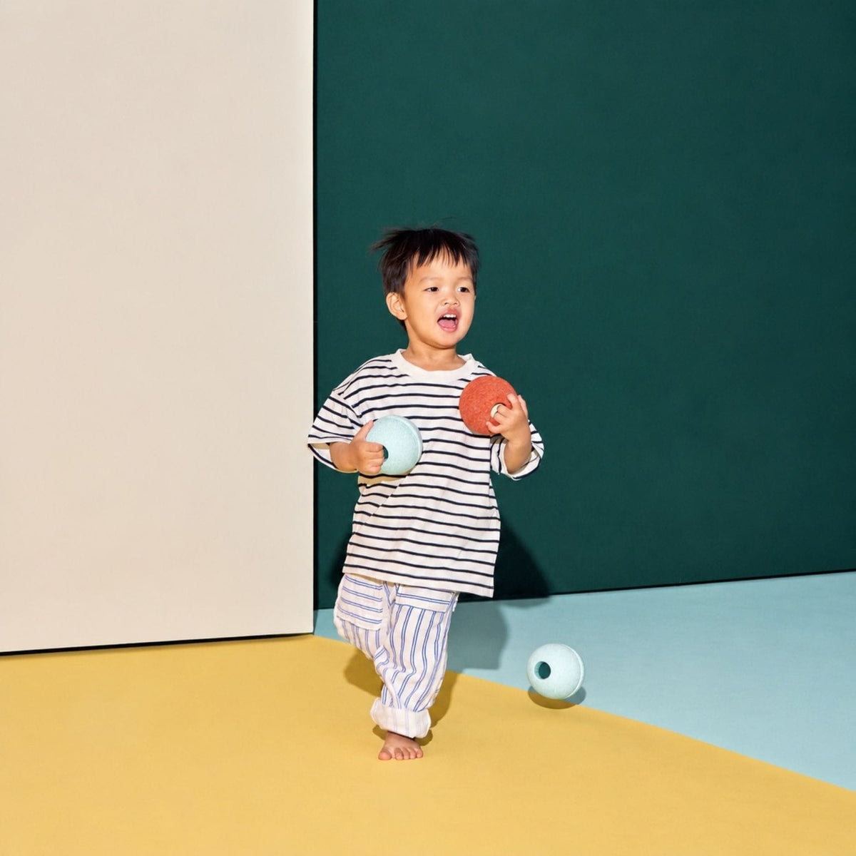 Bewegungsspielzeug MODU Schaumstoffbälle 3er-Set - Ballspiel, Trittsteine & Bausteine