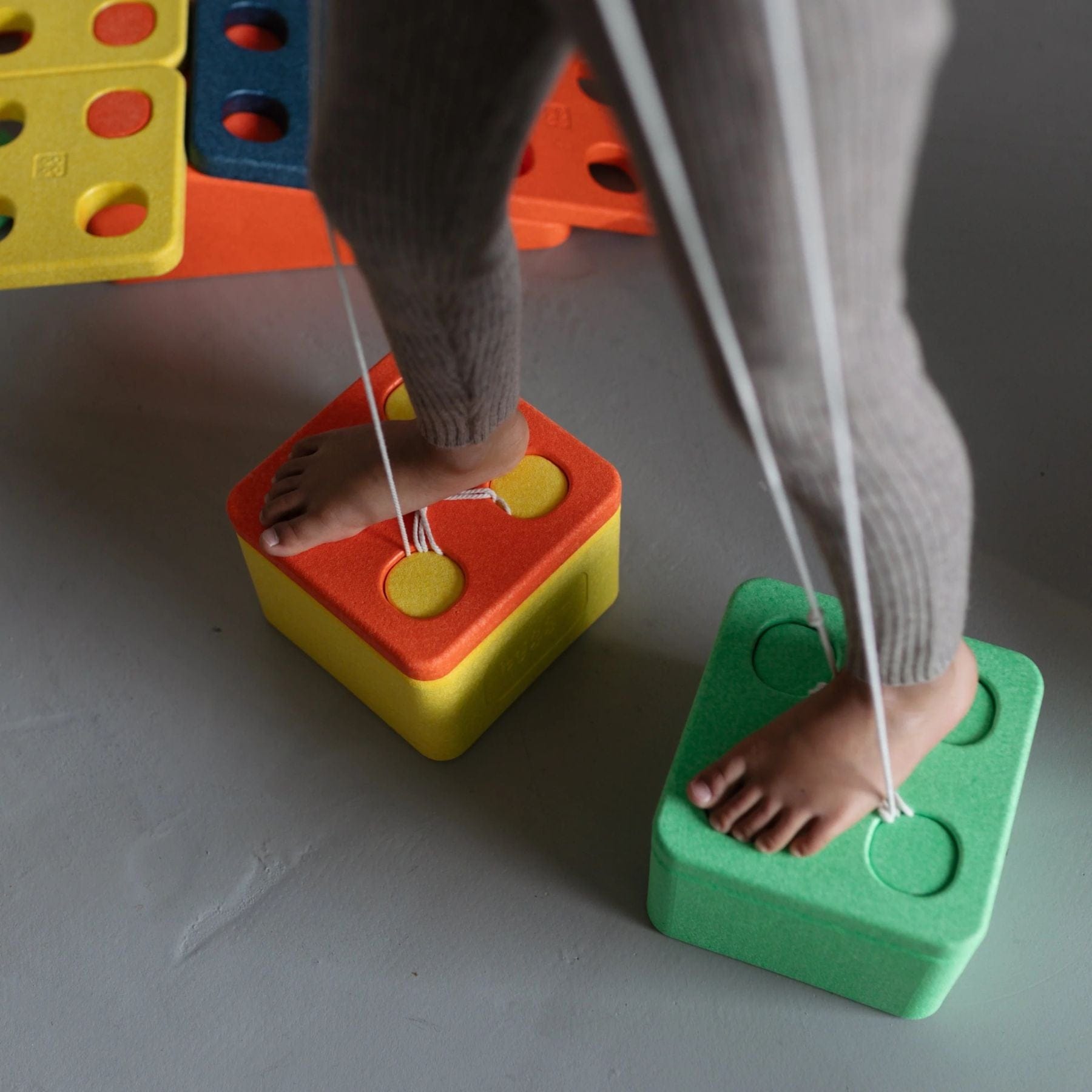 KREATIVFYR bygge Set 24 XXL Schaumstoffbausteine | Bauklötze großformatig