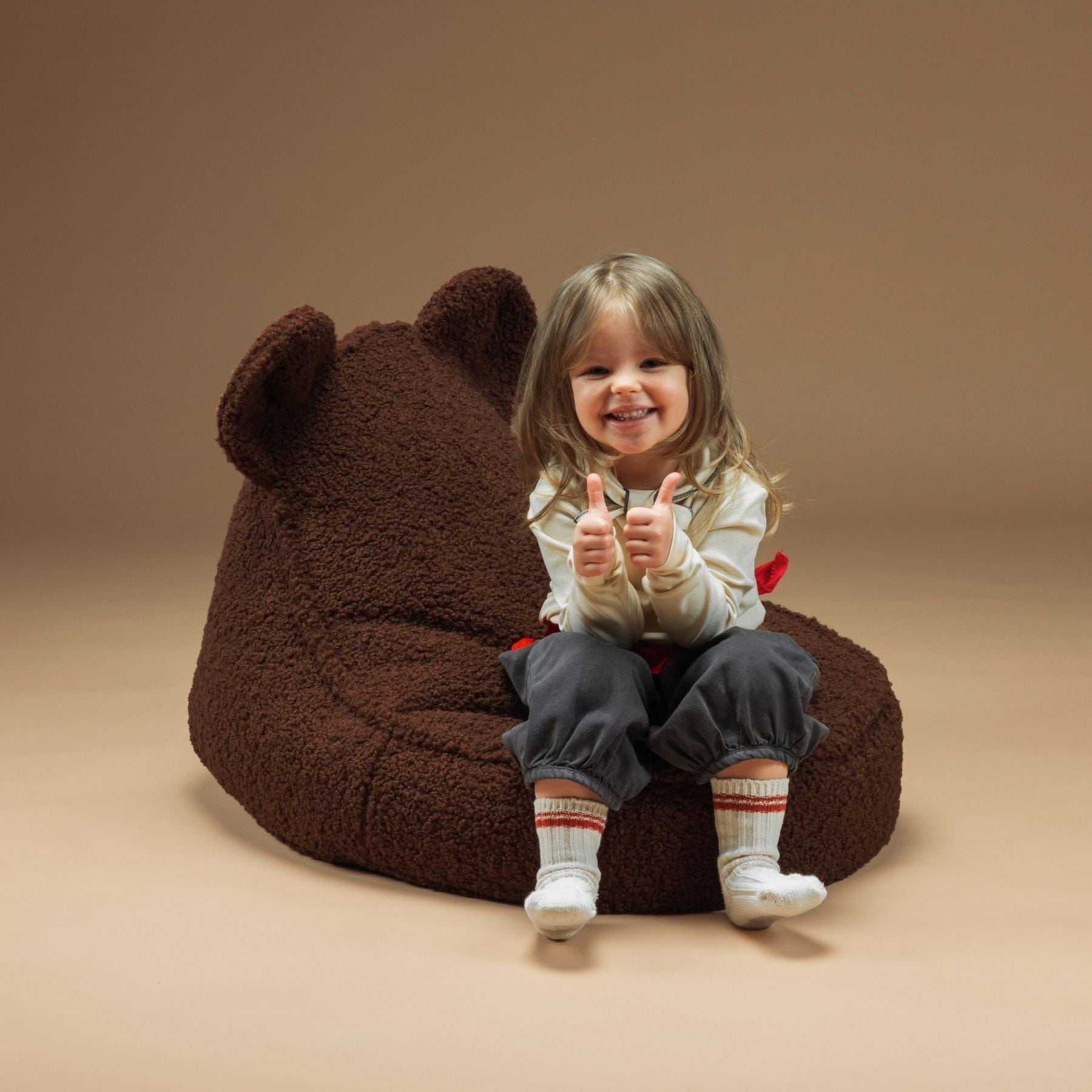 Kinder-Sitzsack Bär aus Teddy I wigiwama - LeoBabys