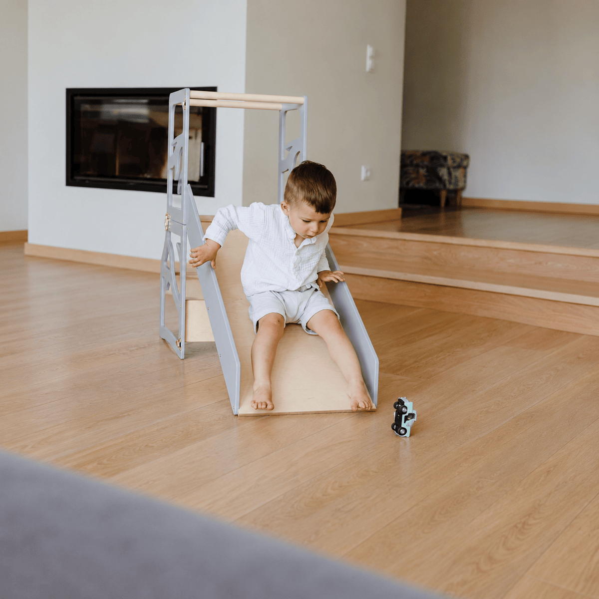 Learning Tower 3in1 wandelbarer Montessori Lernturm - mit Rutsche oder Hocker - Tree Design