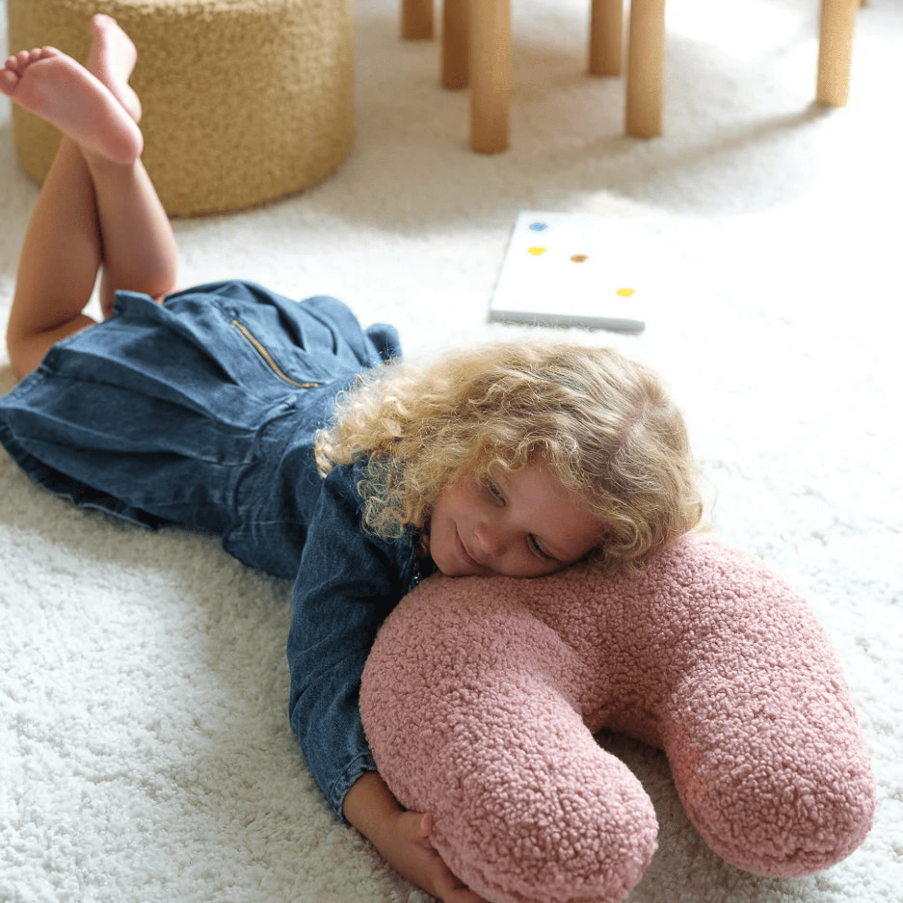 Kissen in U-Form aus Teddy Polster Kinderkissen I wigiwama - LeoBabys