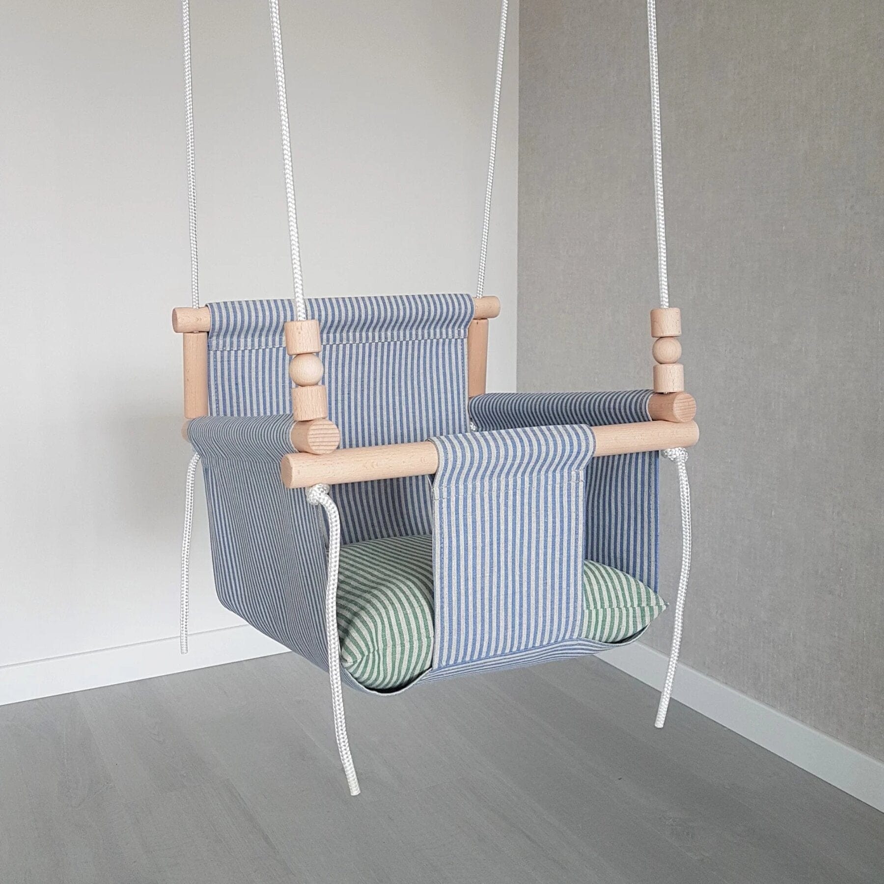 Babyschaukel mit hoher Rückenlehne Leinen Blau-Gestreift - LeoBabys