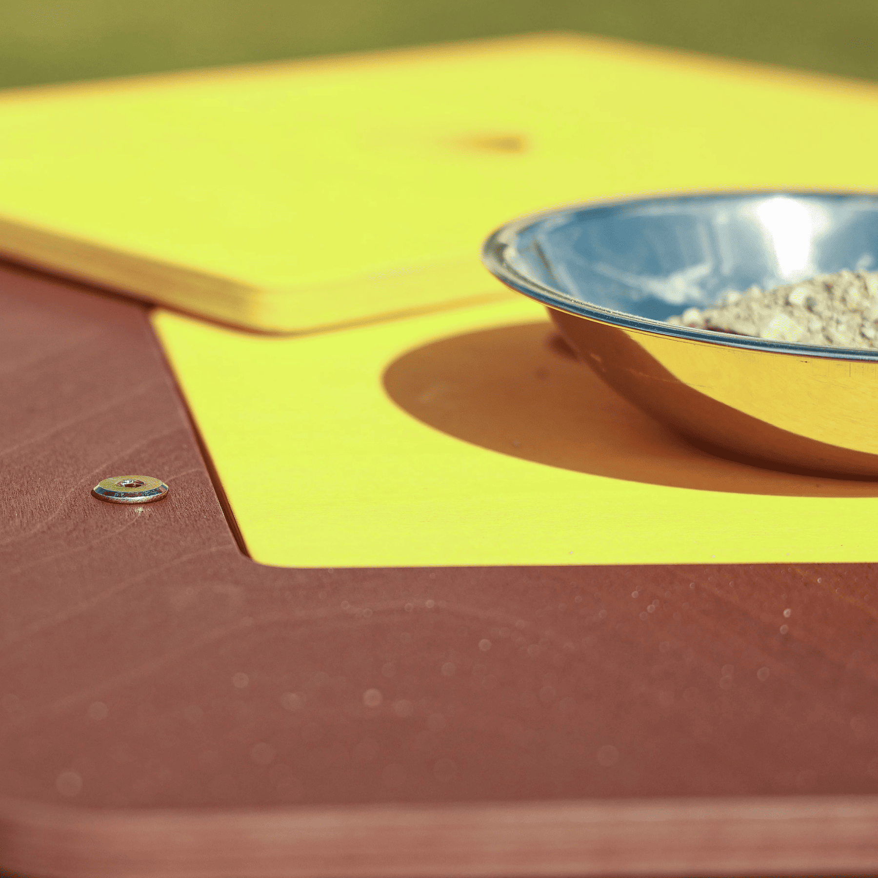 Matschtisch aus Holz – Sand- & Wassertisch für Kinder ab 6 Monaten