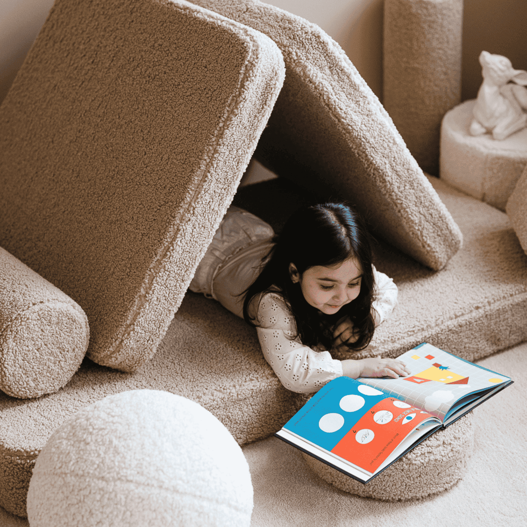 Modulares Kinder-Spielsofa Kindersofa aus Teddy I wigiwama - LeoBabys