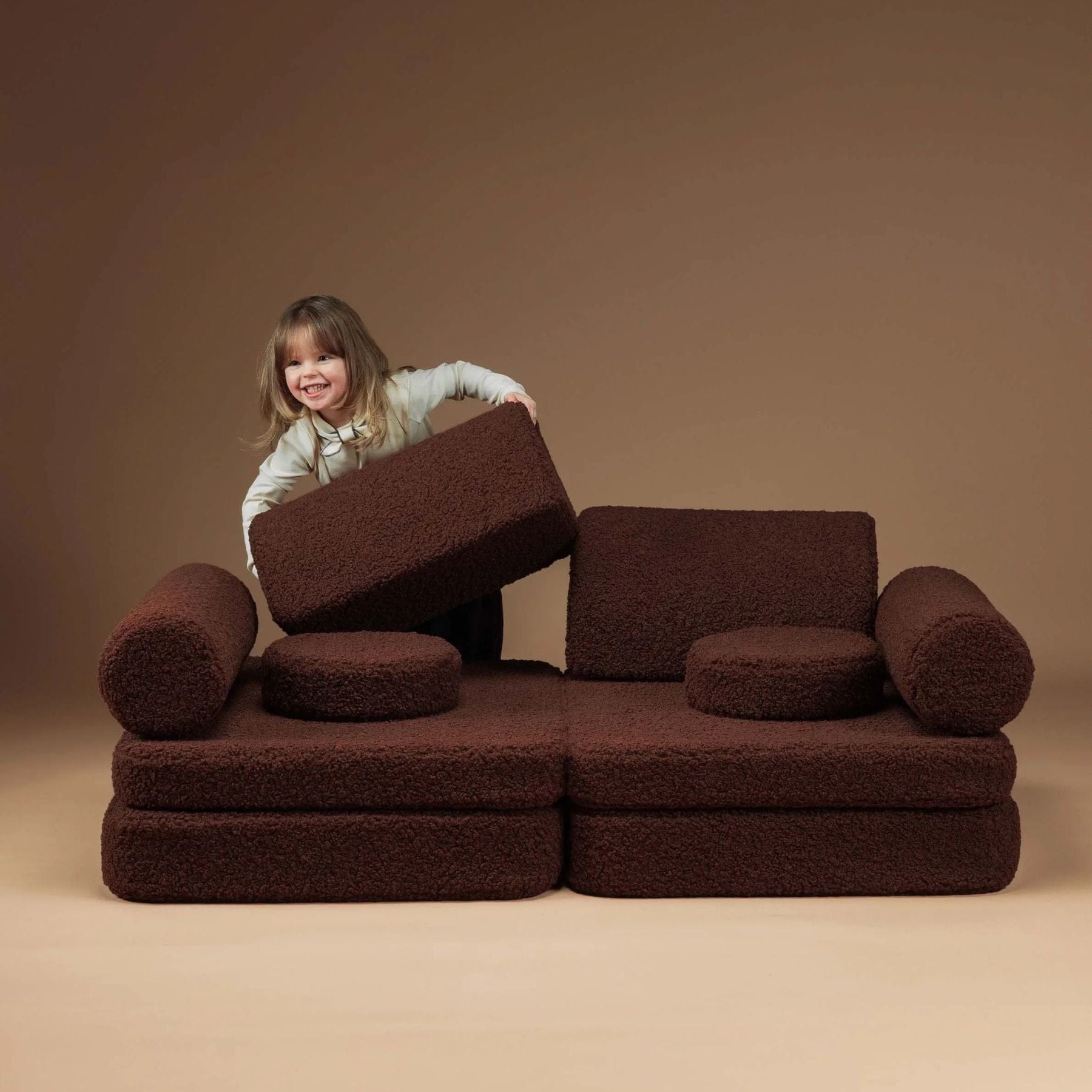 Modulares Kinder-Spielsofa Kindersofa aus Teddy I wigiwama - LeoBabys