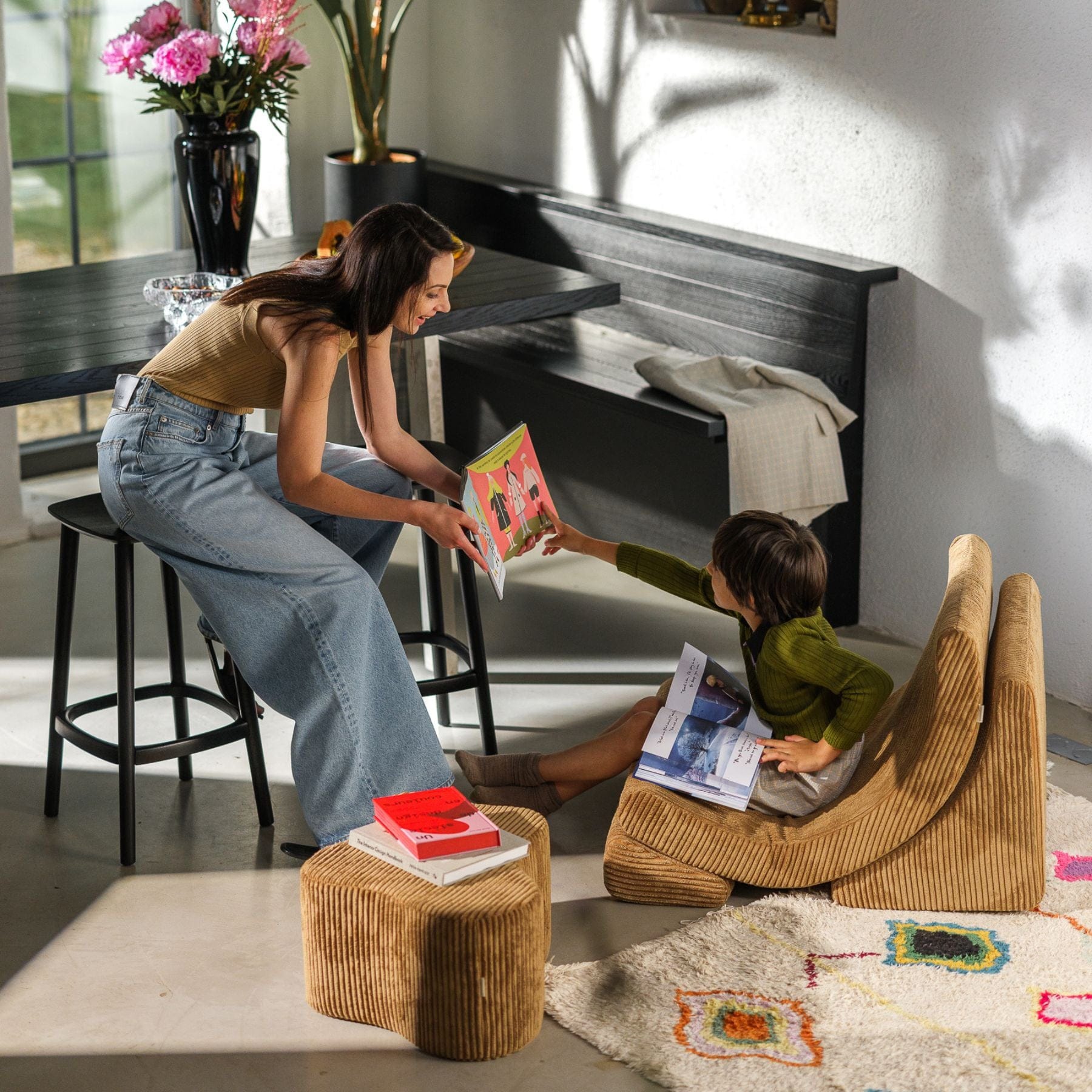 Moon Kindersessel I Wigiwama Mondstuhl – modularer Kinder-Sessel I Cord - LeoBabys