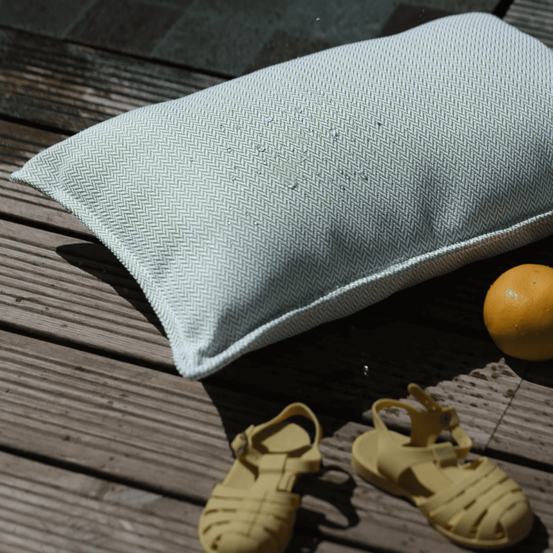 Outdoor Bolster Kissen I wigiwama - LeoBabys