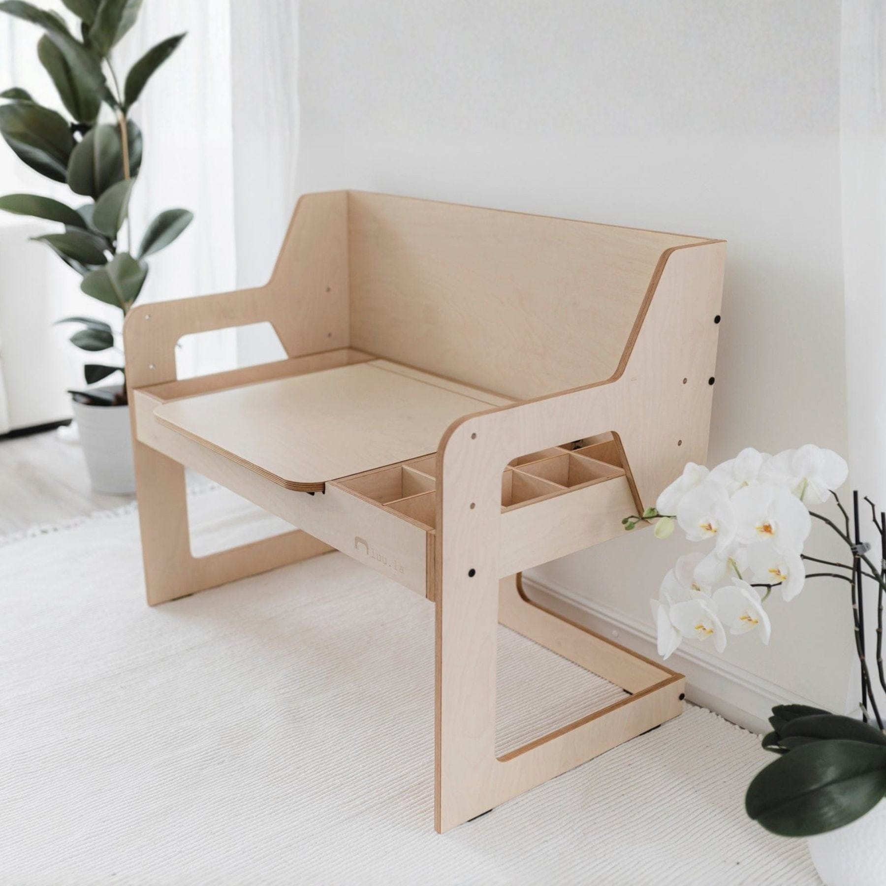 Verstellbarer Montessori Kindertisch und Stuhl Set luula - LeoBabys