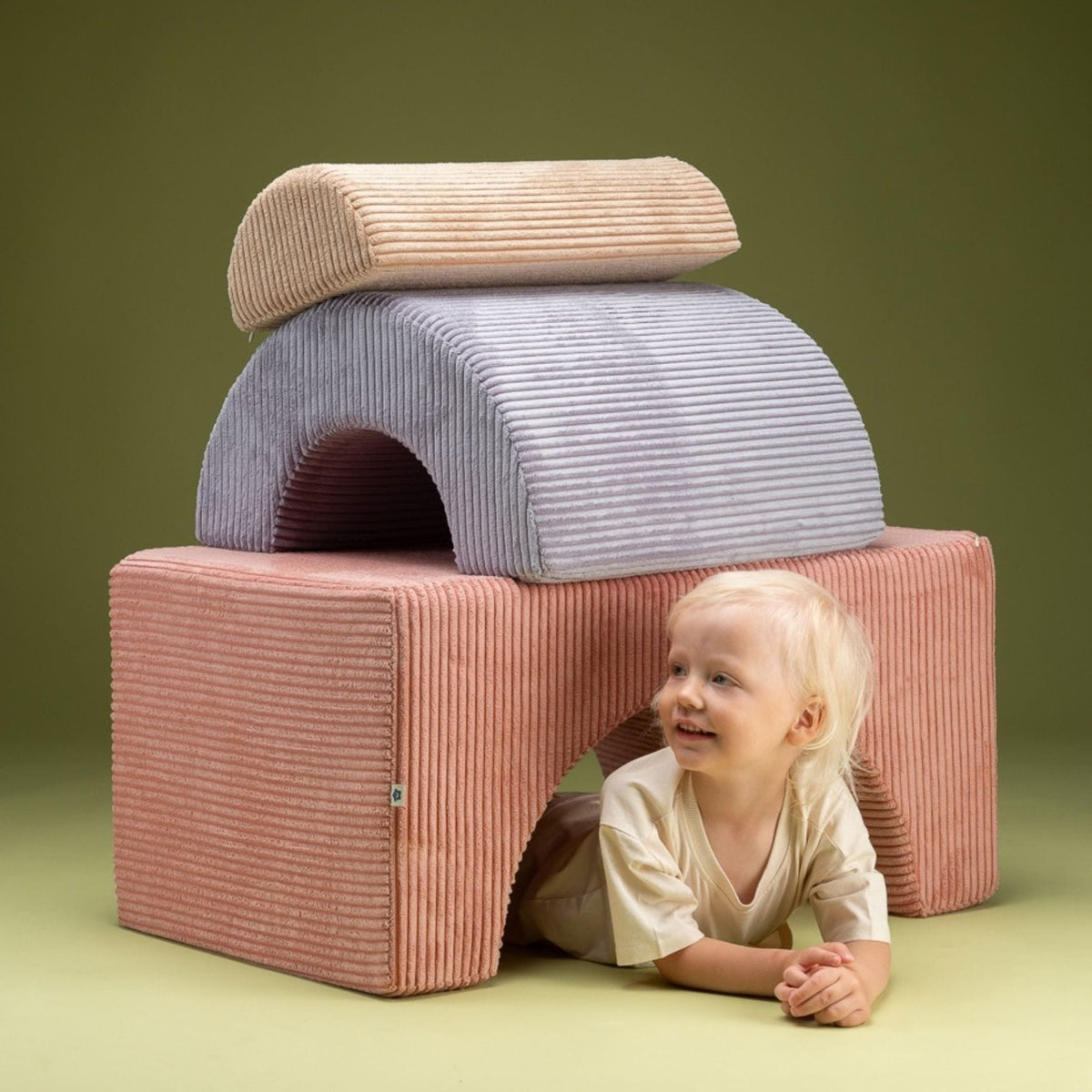 Polstermöbel wigiwama Rainbow Playset aus Cord, Spielset aus Schaumstoff für Kinder