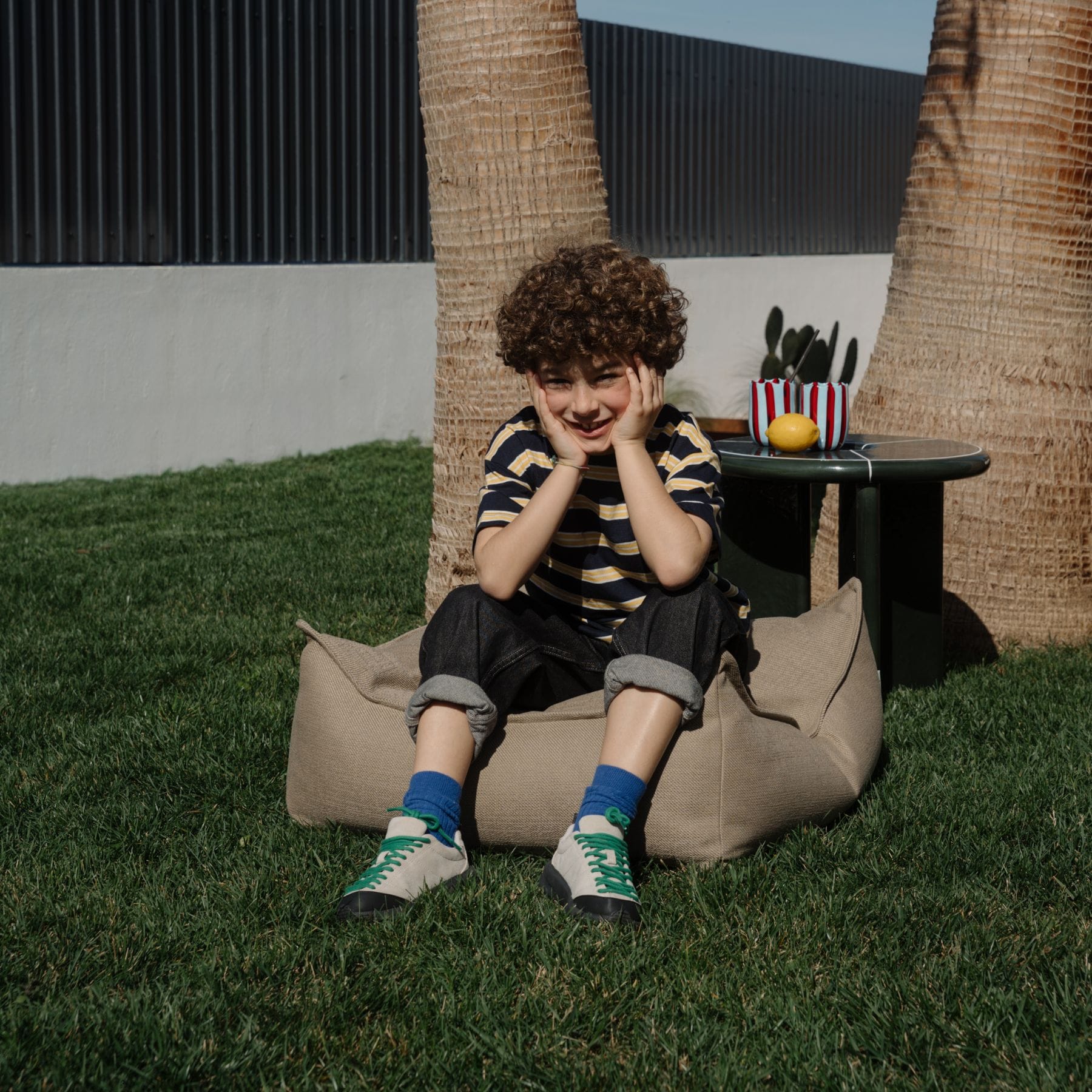 wigiwama Outdoor Ottoman - Sitzkissen & Hocker für Kinder | 6 Farben