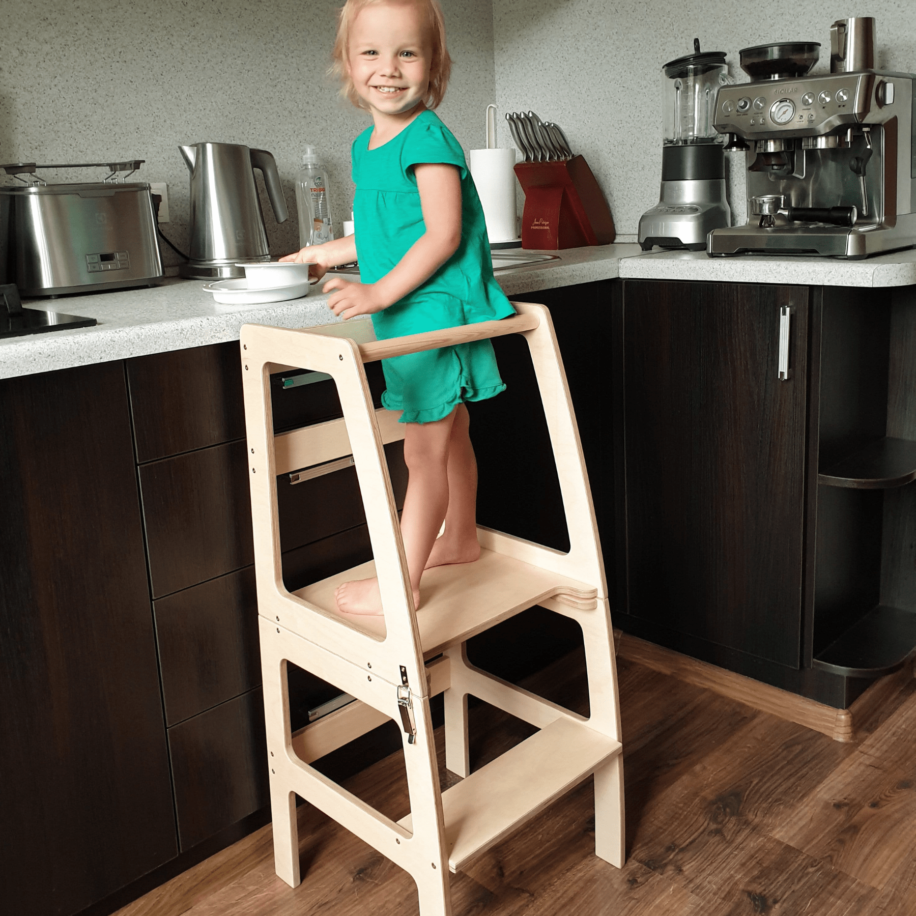 Lernturm Learning Tower Wandelbar Tafel - LeoBabys