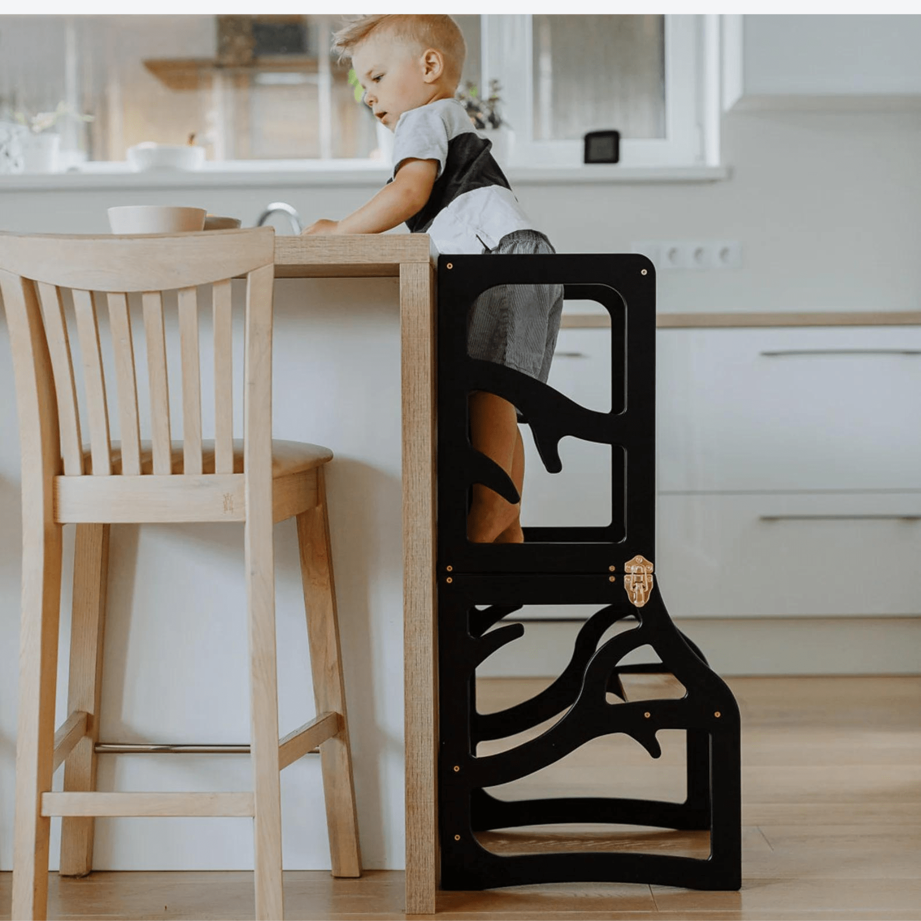 Lernturm Learning Tower mit Rutsche Schwarz - LeoBabys