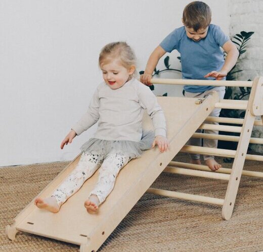 Kletterdreiecke: Spielerische Förderung für Kinder