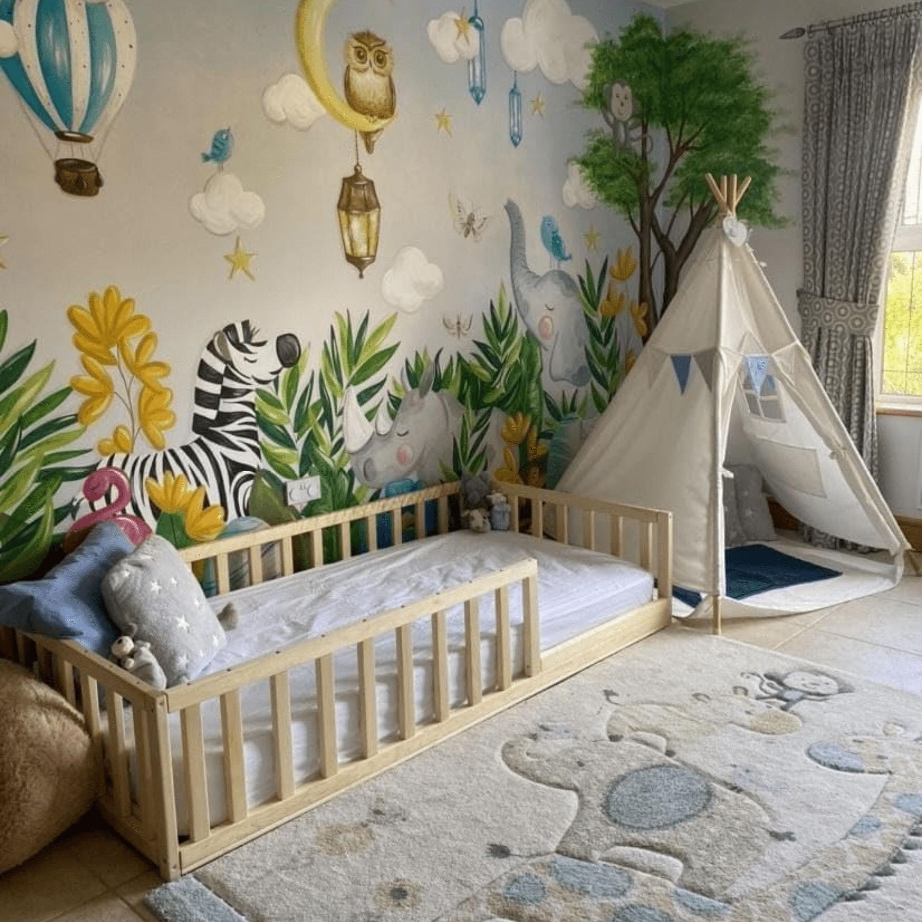 Bodenbett Kinderbett Babybett Gitterbett - Kleinkindgeländer flach - LeoBabys