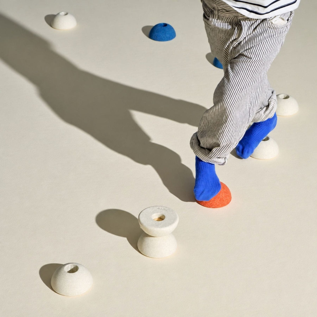 Bewegungsspielzeug MODU Schaumstoffbälle 3er-Set - Ballspiel, Trittsteine & Bausteine