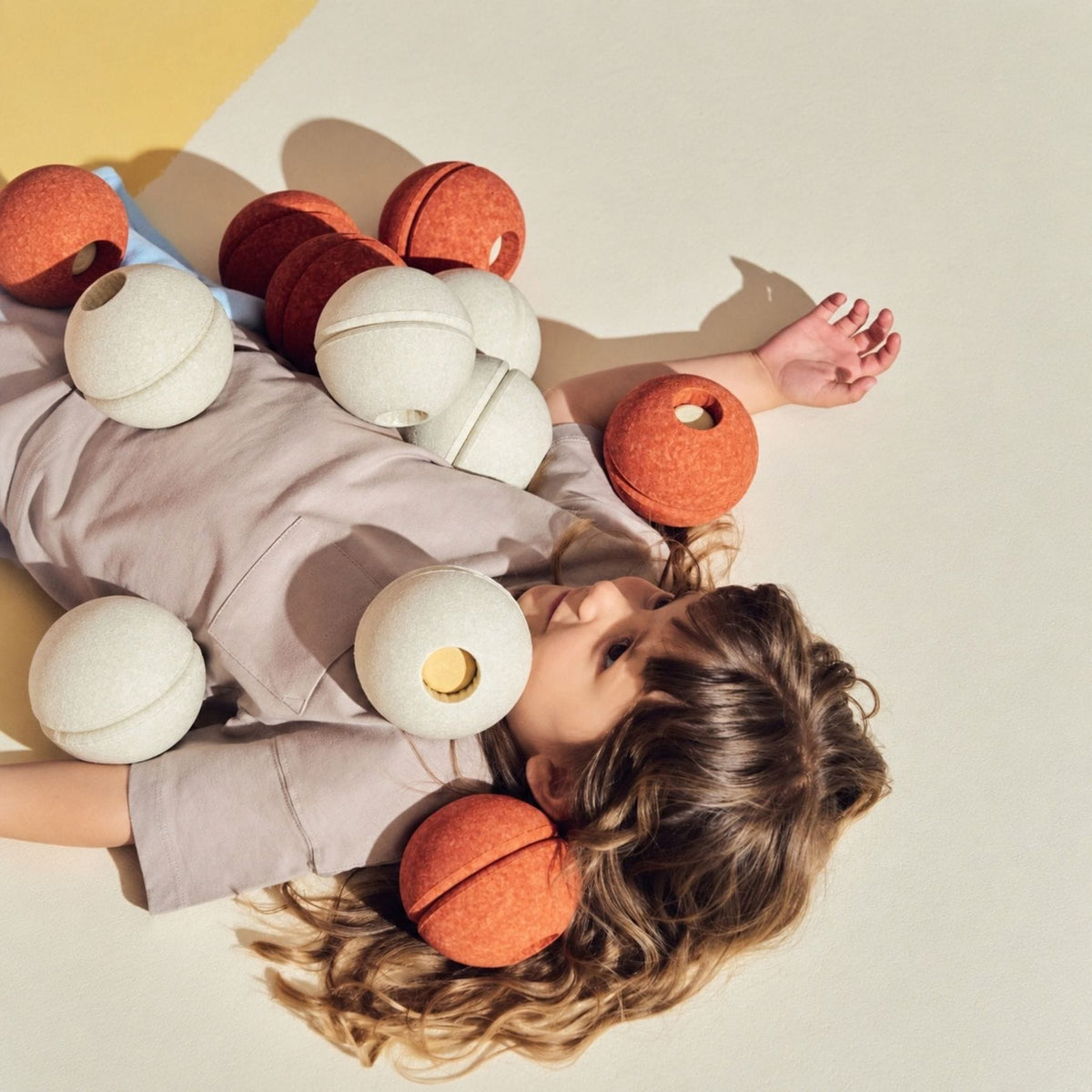 Bewegungsspielzeug MODU Schaumstoffbälle 3er-Set - Ballspiel, Trittsteine & Bausteine