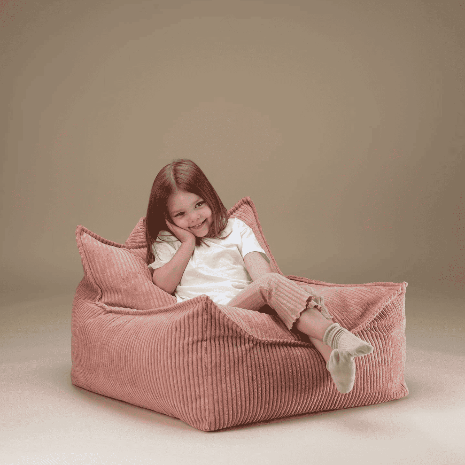 Kinder-Sitzsack Sessel aus Cord I wigiwama - LeoBabys