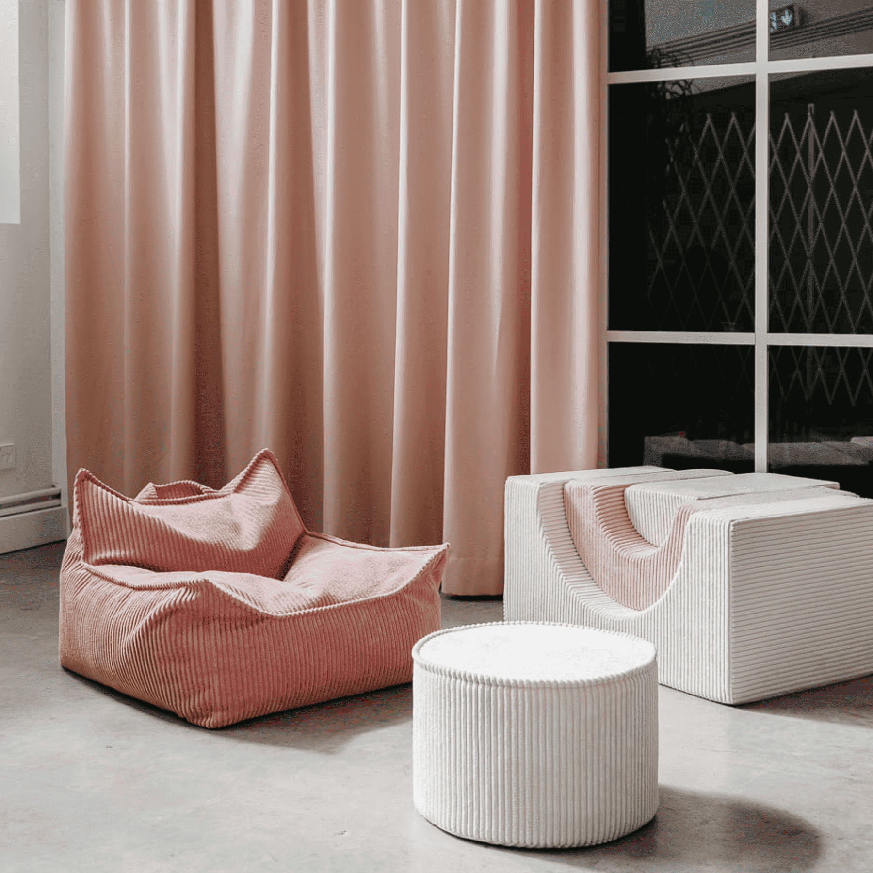 Kinder-Sitzsack Sessel aus Cord I wigiwama - LeoBabys