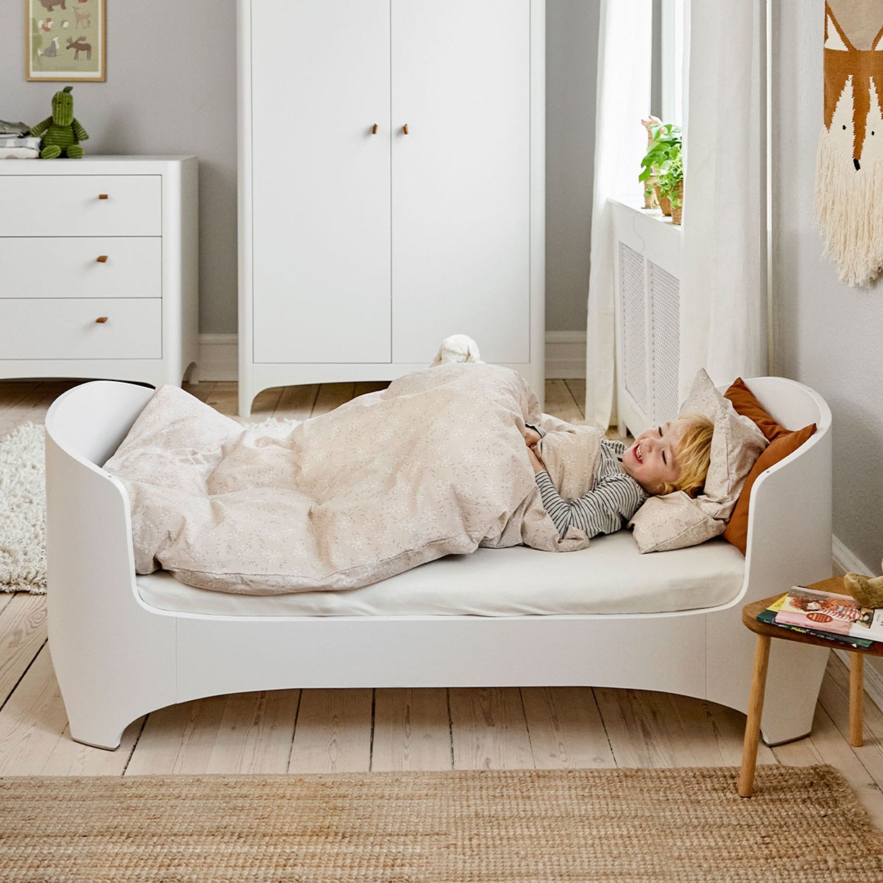Leander Classic Baby-Juniorbett 0-7 Jahre - Mitwachsend inkl. Junior-Kit | Dänisches Design