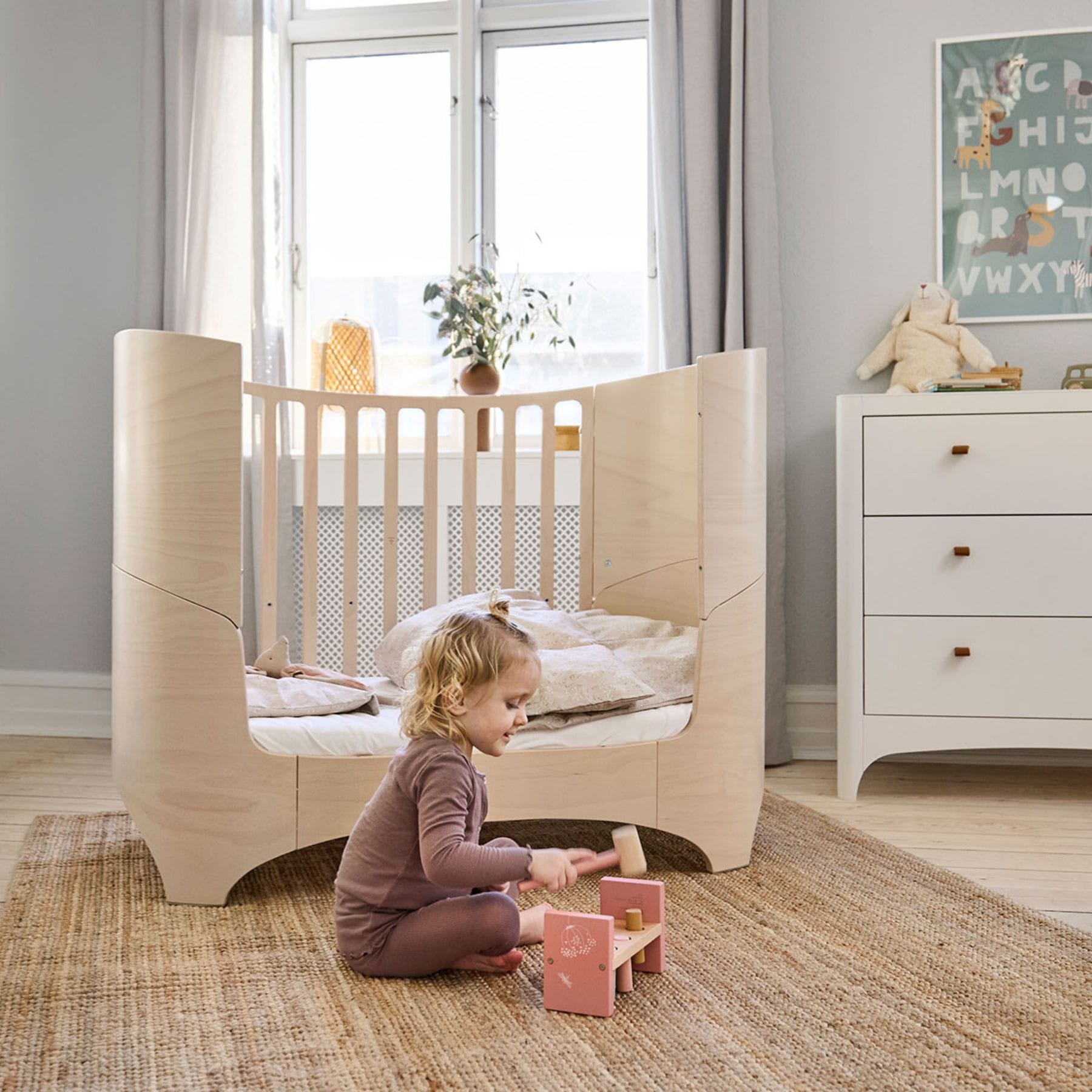 Leander Classic Babybett 0-3 Jahre - Mitwachsend aus Massivholz | Dänisches Design