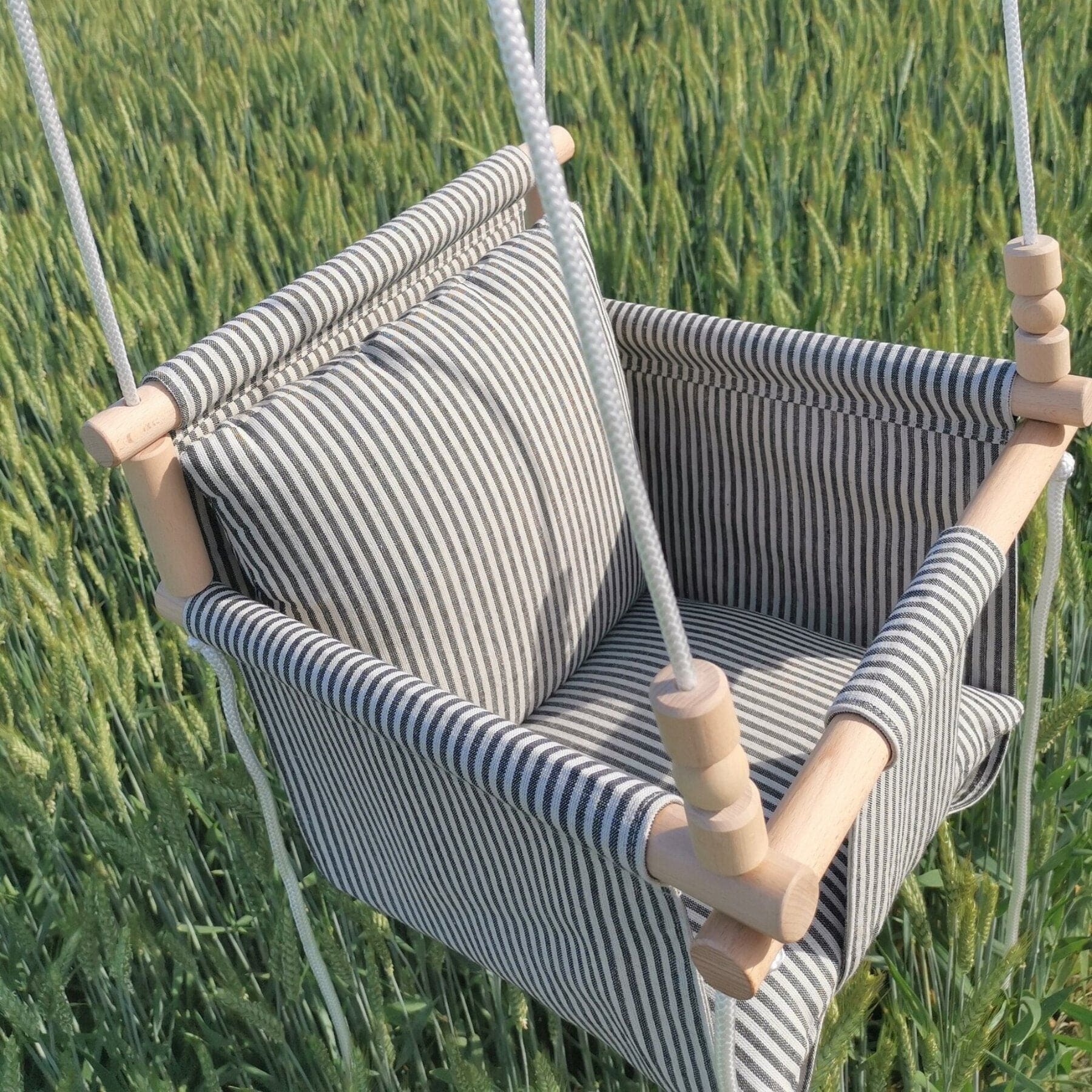 Babyschaukel mit hoher Rückenlehne Leinen Beige-Schwarz-Gestreift - LeoBabys