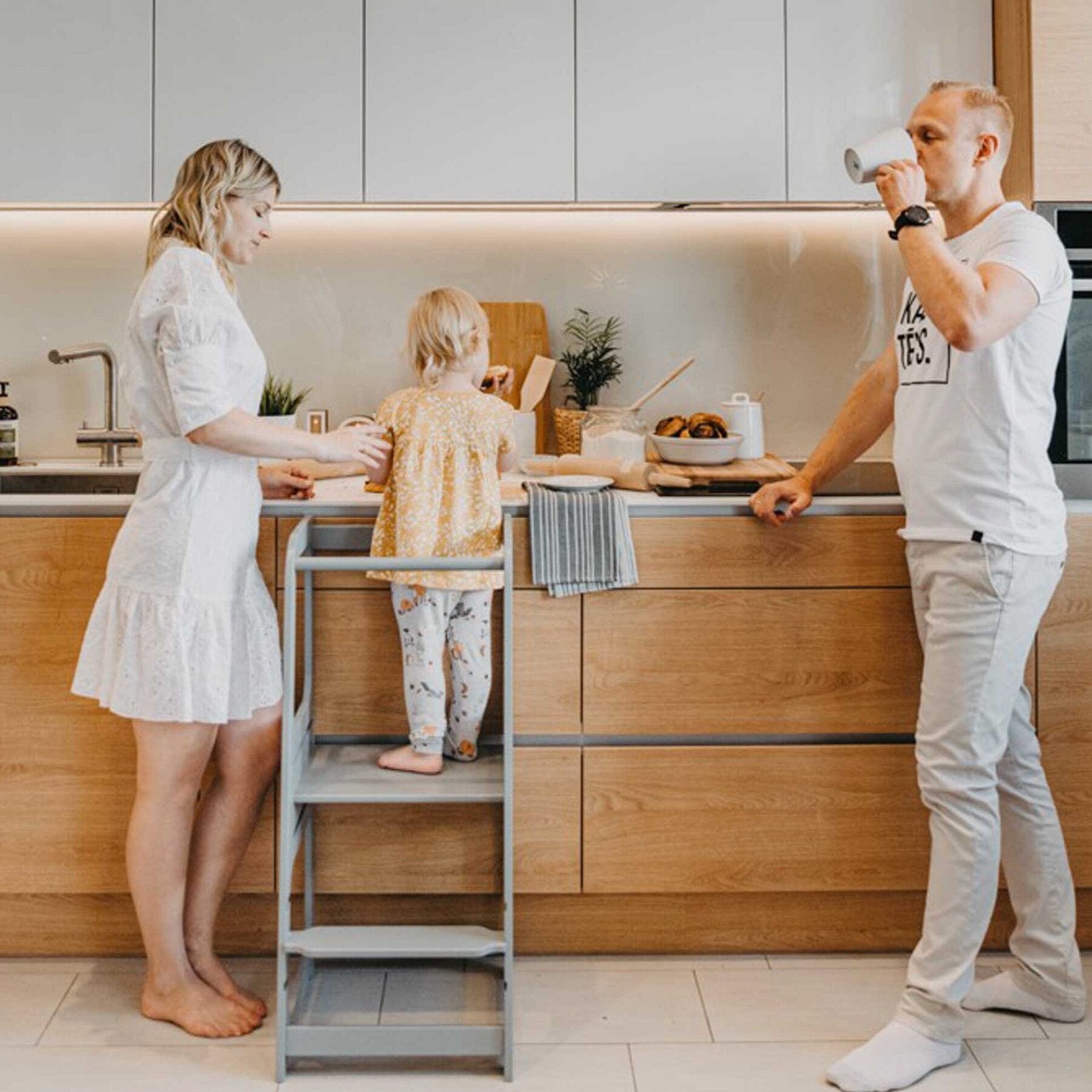 Lernturm Learning Tower mit 3 Höhenstufen - LeoBabys