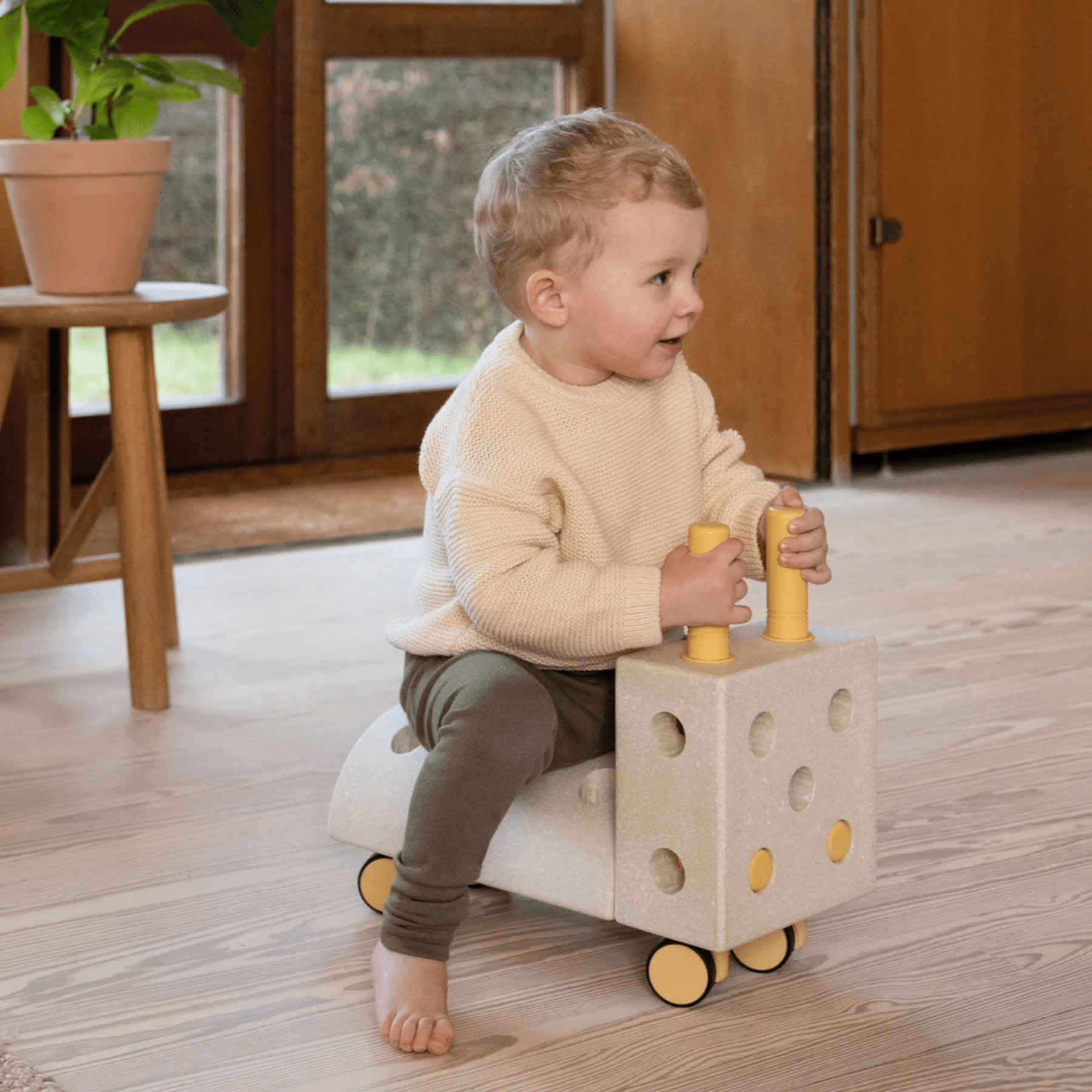 MODU Tiny Ride - kleiner Rutscher - LeoBabys