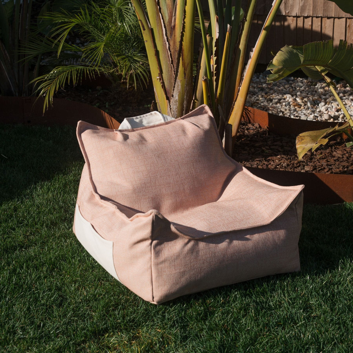 wigiwama Outdoor Sitzsack und Sessel für Kinder wetterfest | LeoBabys - LeoBabys