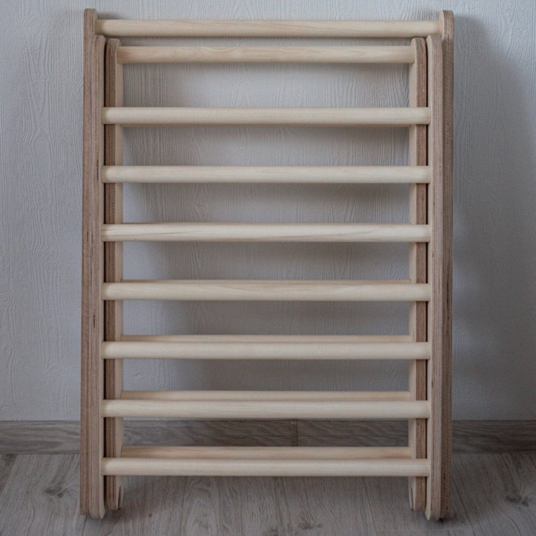 Pikler Dreieck Set mit optionalem Kletterbogen, Kletter- und Rutschrampe - LeoBabys