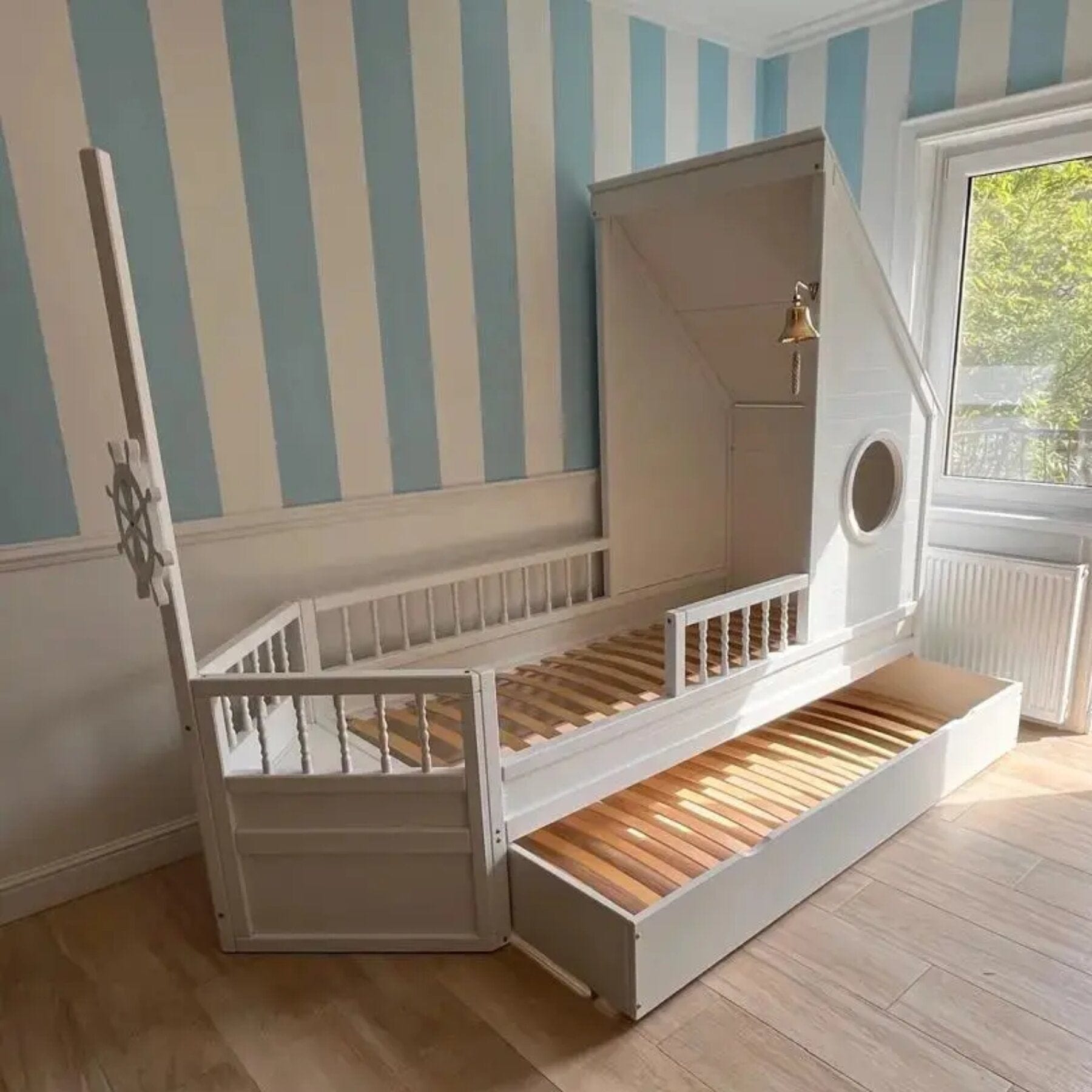 Schiffbett Kinderbett, Spielbett, Schiffbett Kapitän Hook - Peter-Pan - LeoBabys