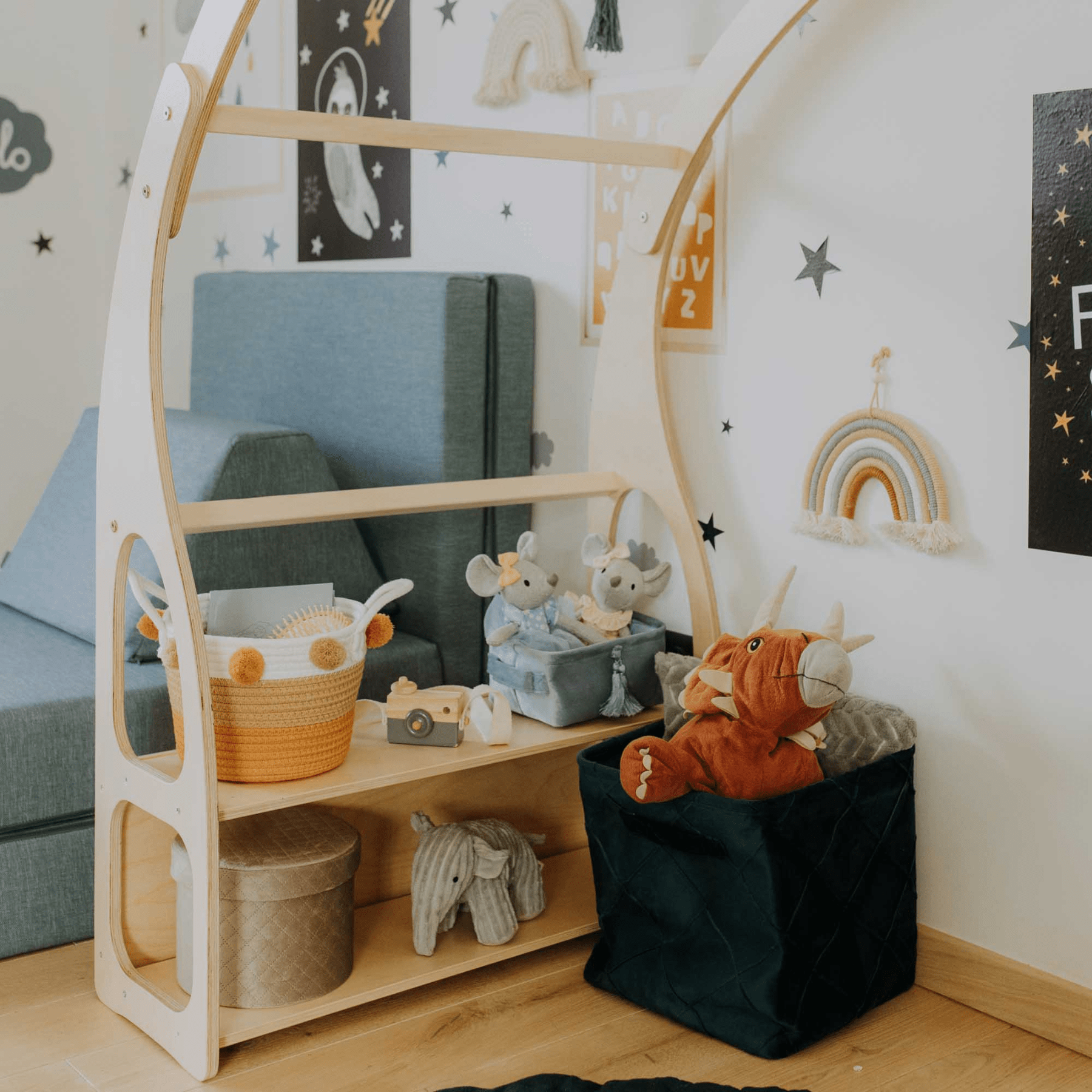 Montessori-Spielzeugregal für Kleinkinder, Montessori inspiriertes Regal für Kinderzimmer aus Holz, Multifunktional - LeoBabys